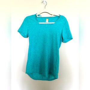 Lucy Tech athletic shirt